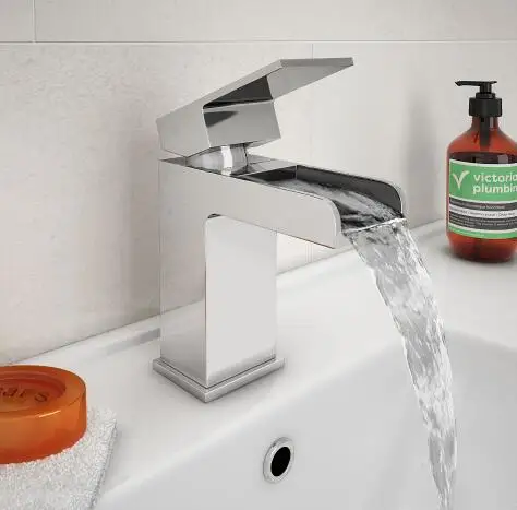 
Waterfall Basin Tap with Waste 