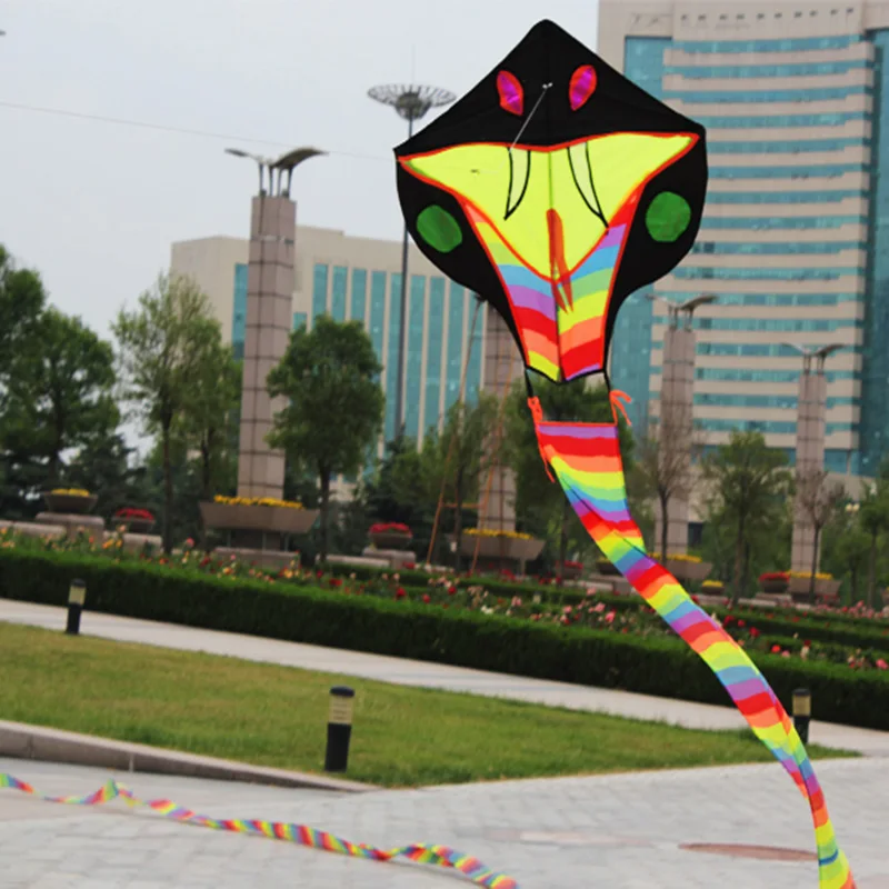 Easy flying snake  kids kite