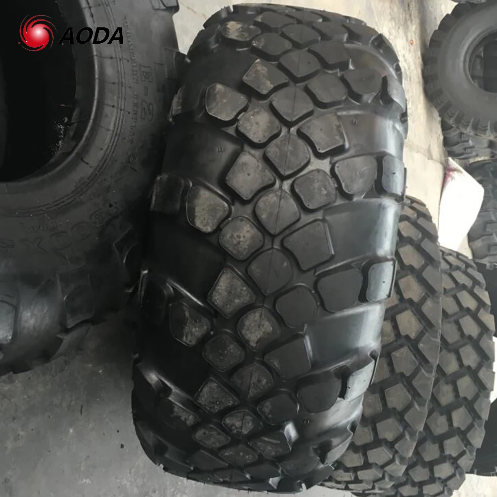 Дешево армейский б/у дороги военные диагональная шина 1300X530-533