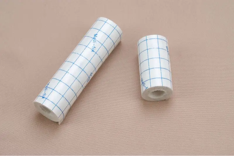 Adhesive non-woven surgical tape roll medical jumbo non-woven roll