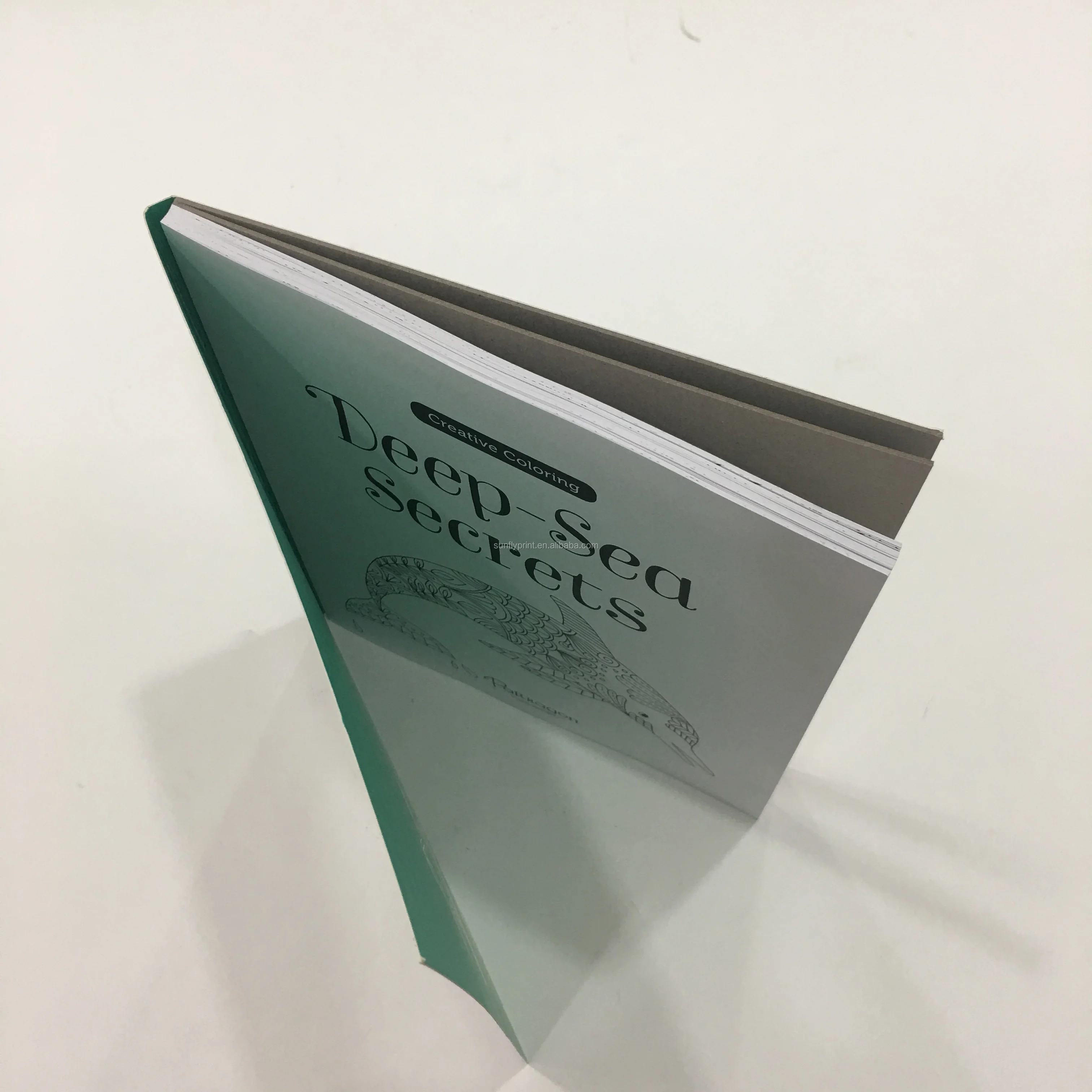 Custom Colouring Book With Stickers Kids Story Colourful Children Book With Removable Sticker Books for adults