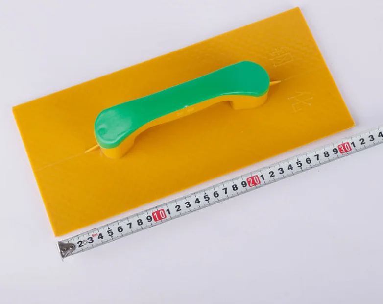 Лопатка для ручной укладки кирпичной кладки с пилообразным зубцом