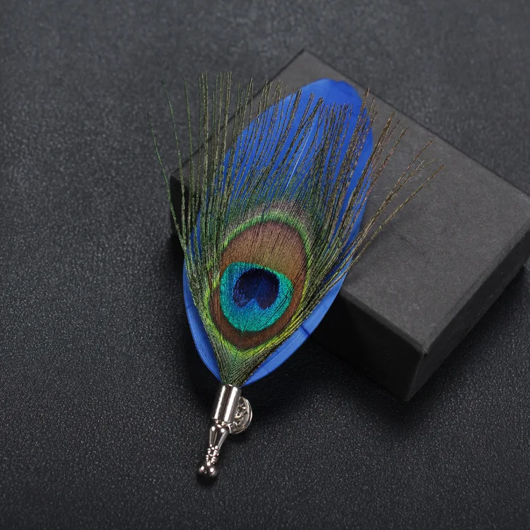 Peacock brooch novelty lapel pins for blazer