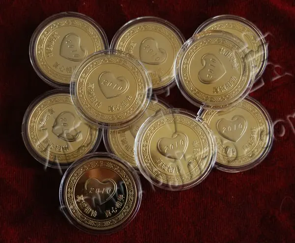 
Золотая монета 