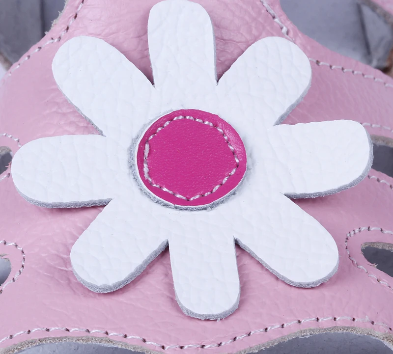 Сандалии детские кожаные с открытым носком, на плоской подошве