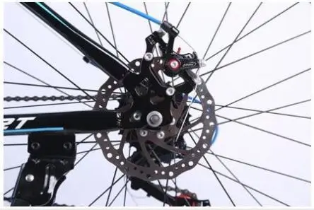 Велосипедные шины разных цветов для езды по снегу