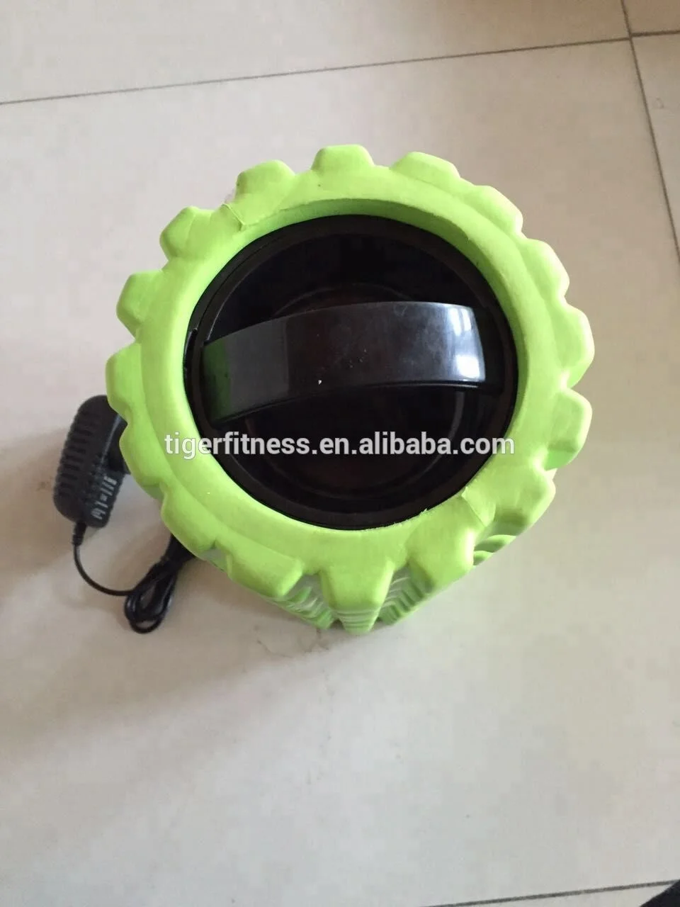 vibrating foam roller High Density EVA Hollow Fitness vibrating rollers Kit Massage