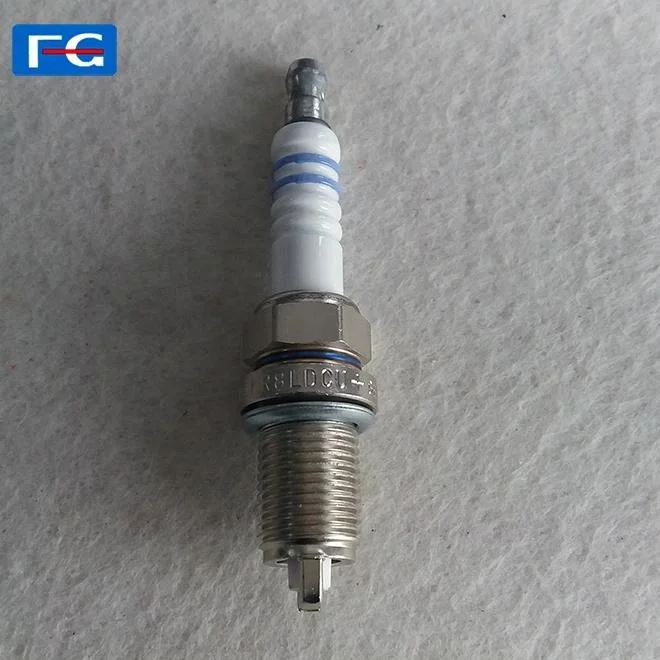 car spark plug  OEM 0 242 235 666 FR7DC+ auto parts spark plug for France cars