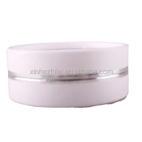 
guangzhou packaging box cardboard boxes for spices jewelry packaging necklace boxes with high end silver line 