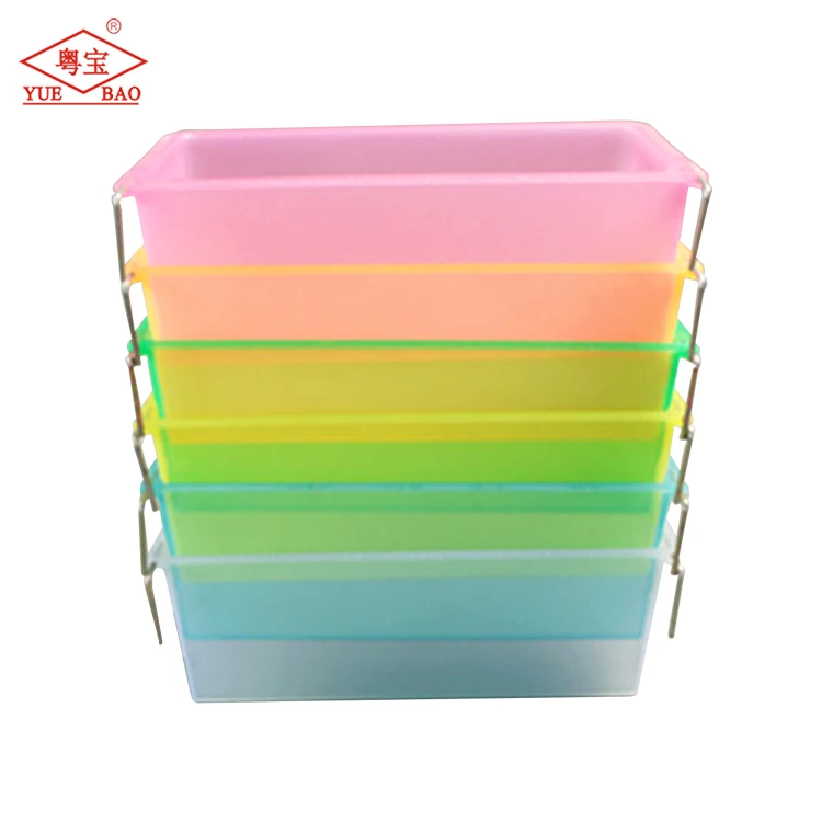 Hot Selling Plastic Livestock Feed Water Trough For Pigeons Bird Drinkers With High Quality