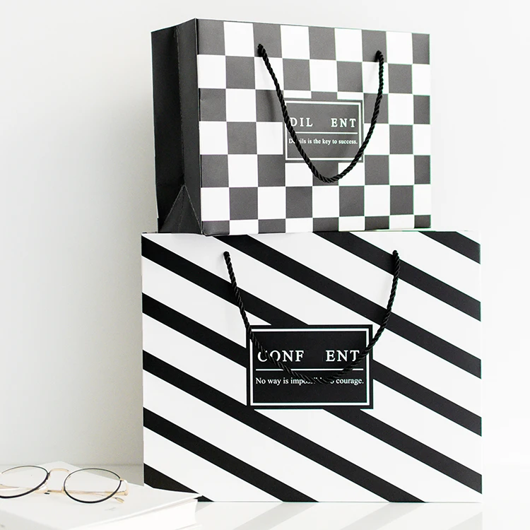 High quality custom black paper bags with cotton handles, luxury paper bag with hot foil for gift