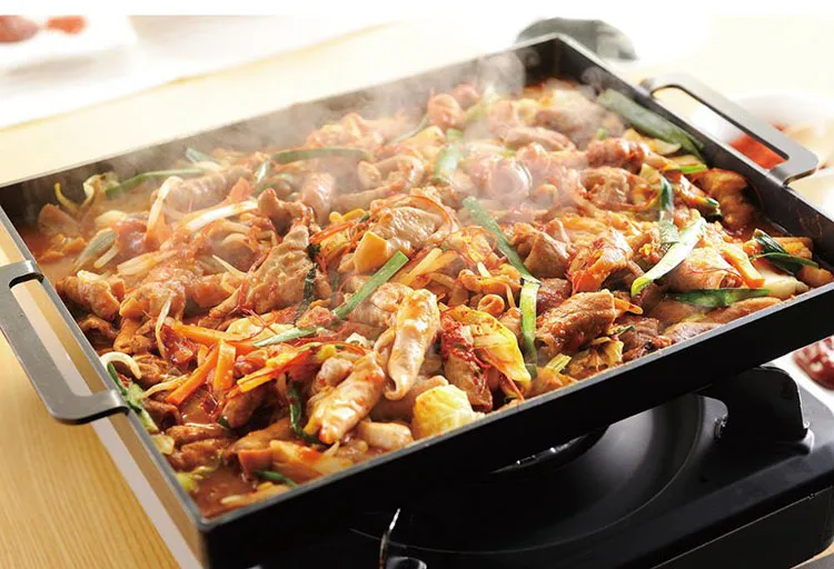 Good selling cookware set silicone baked paint iron square plate price