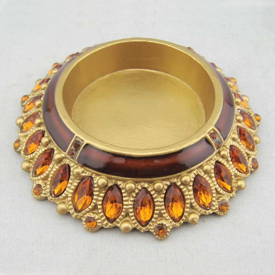 
Shiny Gold Enamel Color Tealight Candle Holder with Golden Acrylic for Home Decoration(P02139k1) 