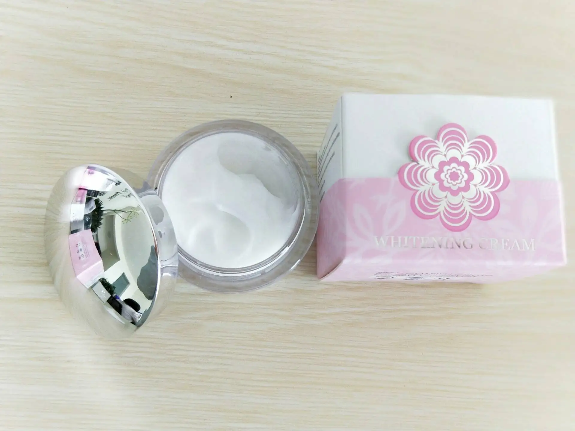 South Africa Skin Whitening and Bleahing Cream for Black Skin