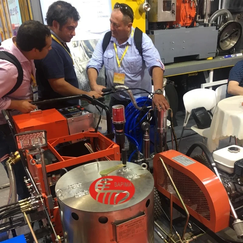 
Sports Field Thermoplastic Pavement Road Line Marking Machine Supplier zebra line marking road extrude hot melt paint line 