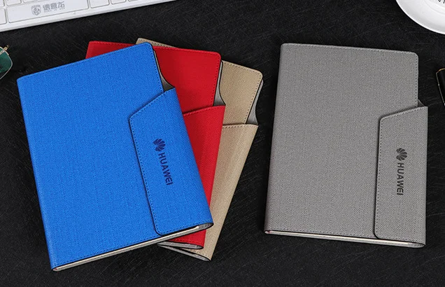 
Korean small clear heart hardcover seventy percent off leather notebook can be customized LOGO 