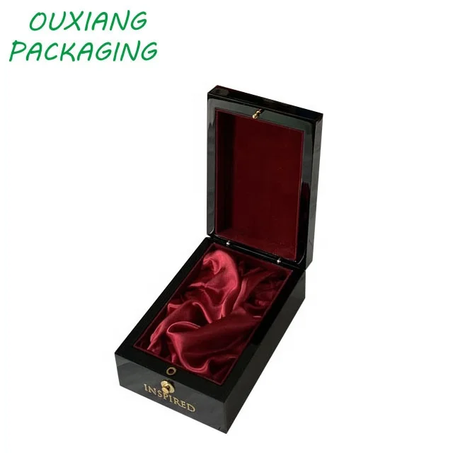 luxury piano black lacquer finish metal sticker logo perfume bottle gift box