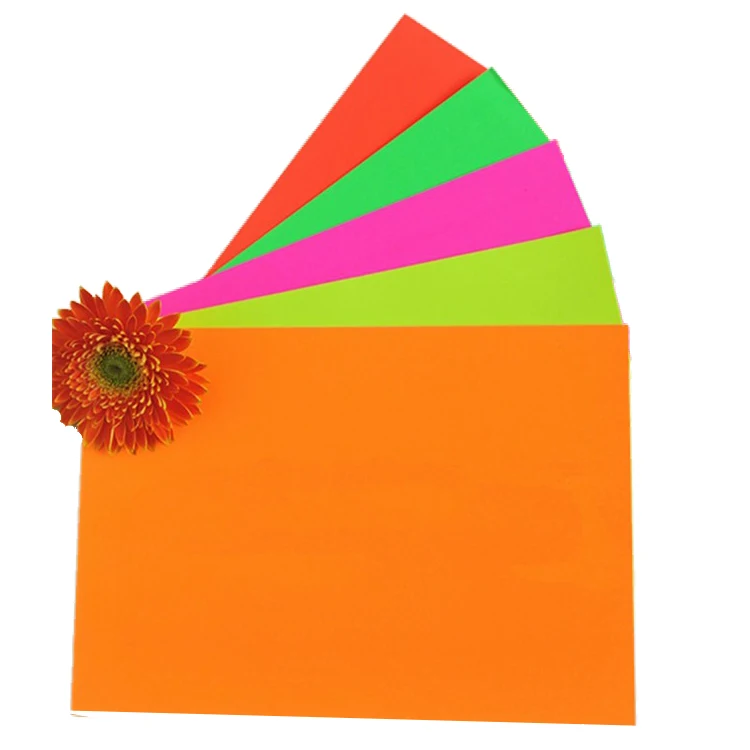 Пользовательская оптовая продажа Размер A4 самоклеящаяся флуоресцентная цветная наклейка бумага для лазерного и струйного принтера