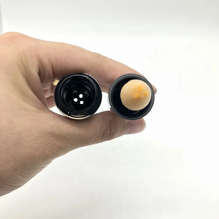 New design 5ml empty plastic lip gloss tube/ lip hloss tube packaging / custom liquid foundation powder container