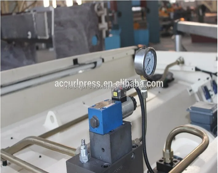 QC12Y-6 * 2500 CNC гидравлический маятниковый режущий станок с сертификацией CE