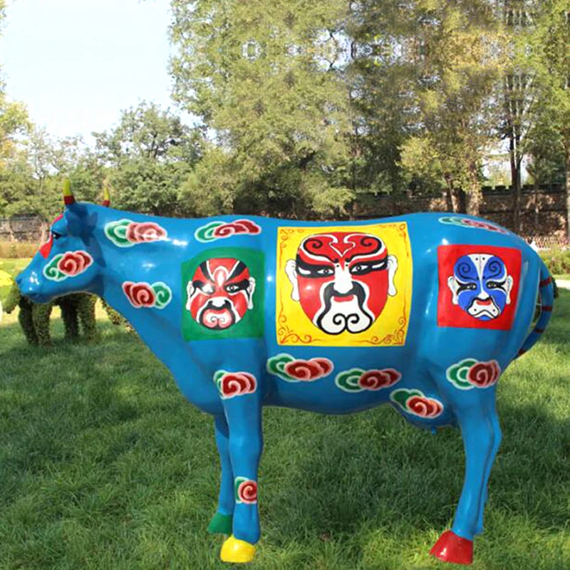Большая полимерная статуя из стекловолокна в натуральную величину диких животных коровы лошади для торгового центра садового