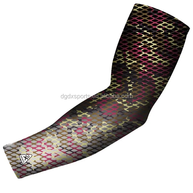 
Good quality USA Badger women polyester spandex Digital Camo Arm Sleeves 