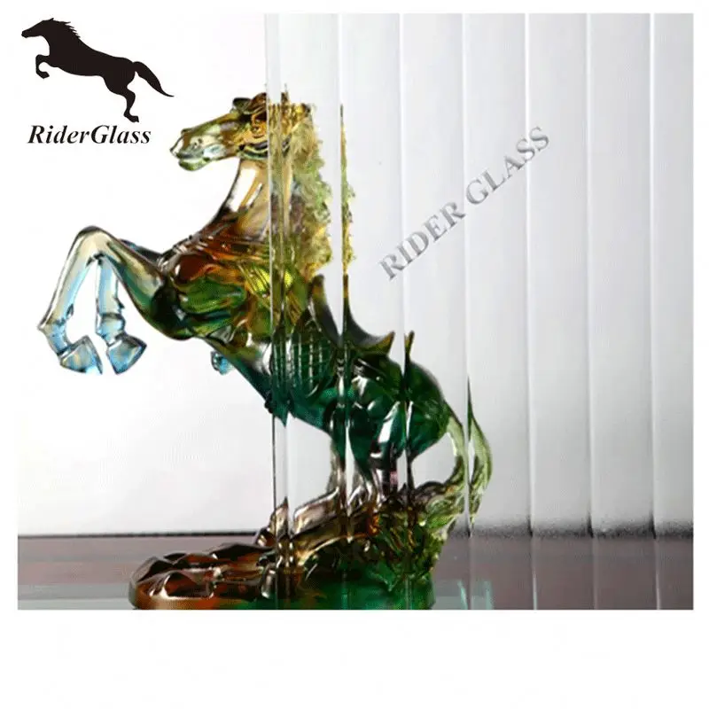 3.5/4/5/5.5mm CE & ISO9001 Accredited Clear Flora Figured Glass