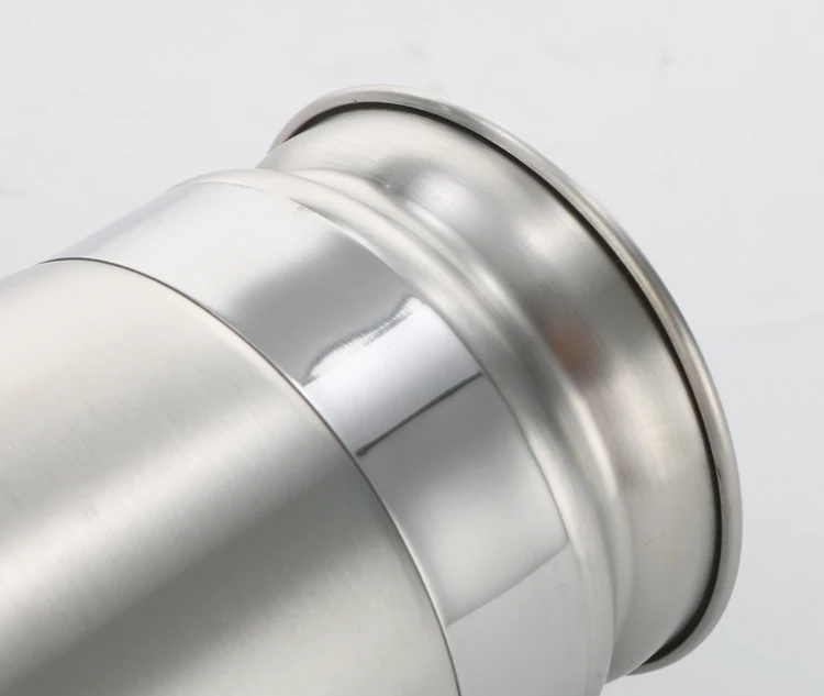 Korean Style Kitchen Accessories Dinnerware Sets Stainless Steel Pitcher Coffee Mug Water Jug with PP lid