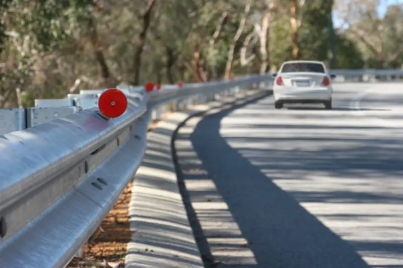 Factory Supply Export CE Standard Zinc Coating Aashto M180 W Beam Highway Guardrail Steel Q235B Q345B Traffic Barrier for Sale