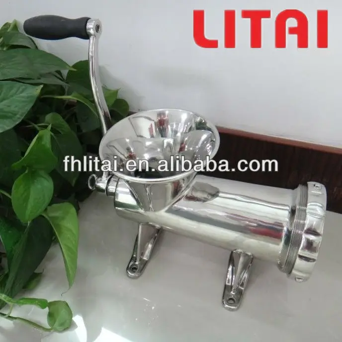 Manual meat grinder