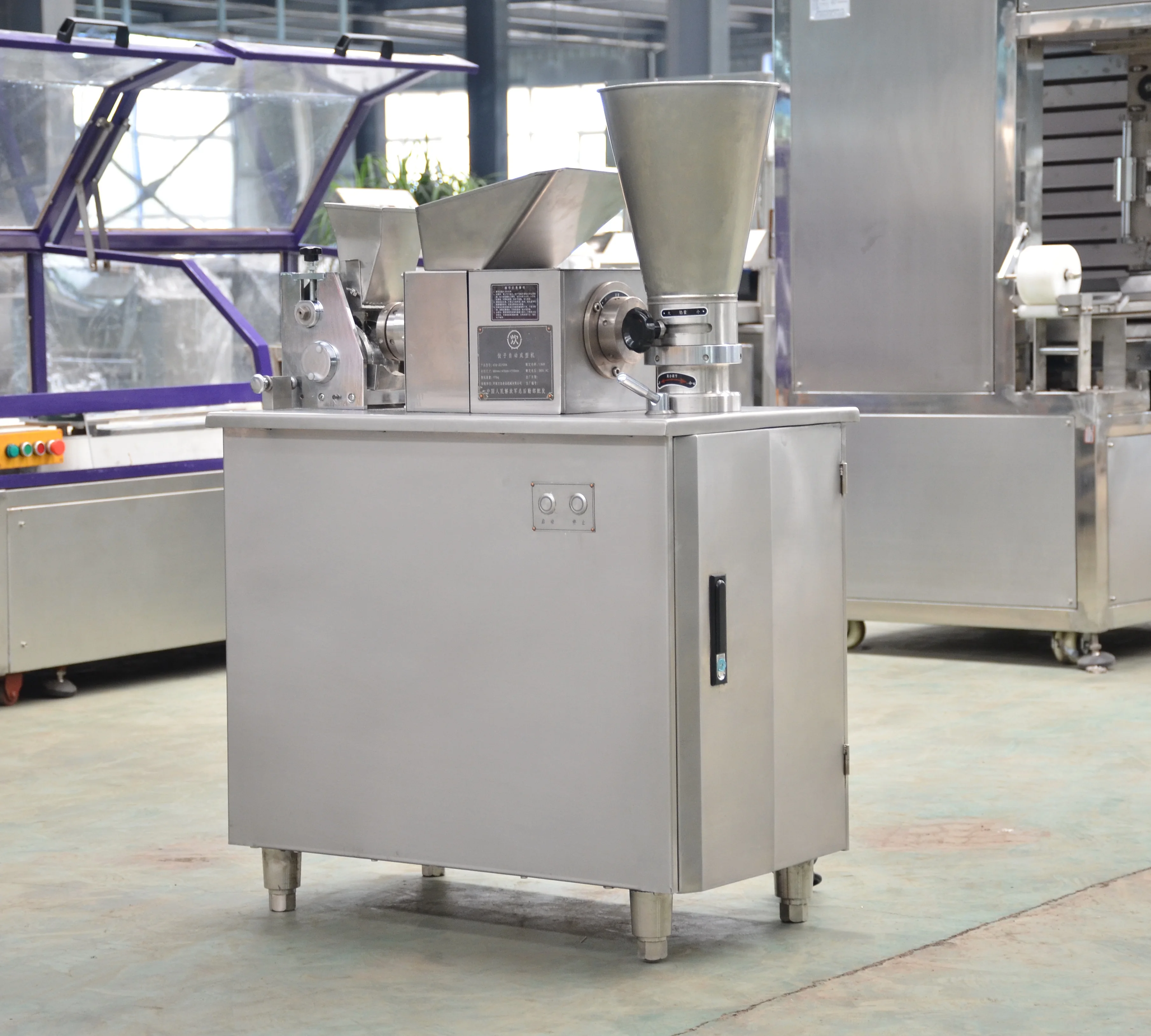 Professional and High quality dumpling Maker Equipment