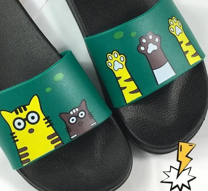 2018 new summer cartoon drawing cat pattern for men and women leisure PVC slippers