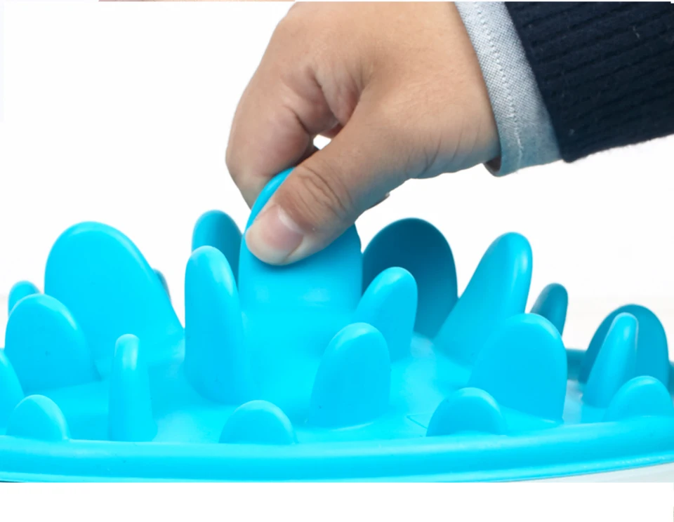 Portable Silicone Slow Feeder Dog Bowl Lick Pad Reduce Weight Anti Choke Interactive Feeding Bowl for Small Medium Dogs and Cats