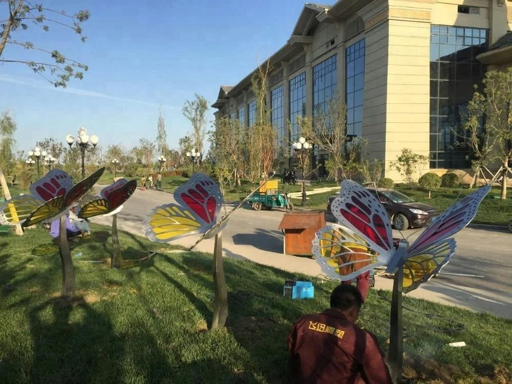 Customized popular modern metal art acrylic stainless steel butterfly statue sculpture for garden home yard decoration