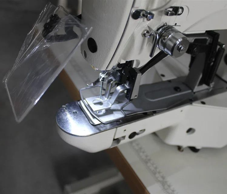 High effiction eyelet sewing machine computer control