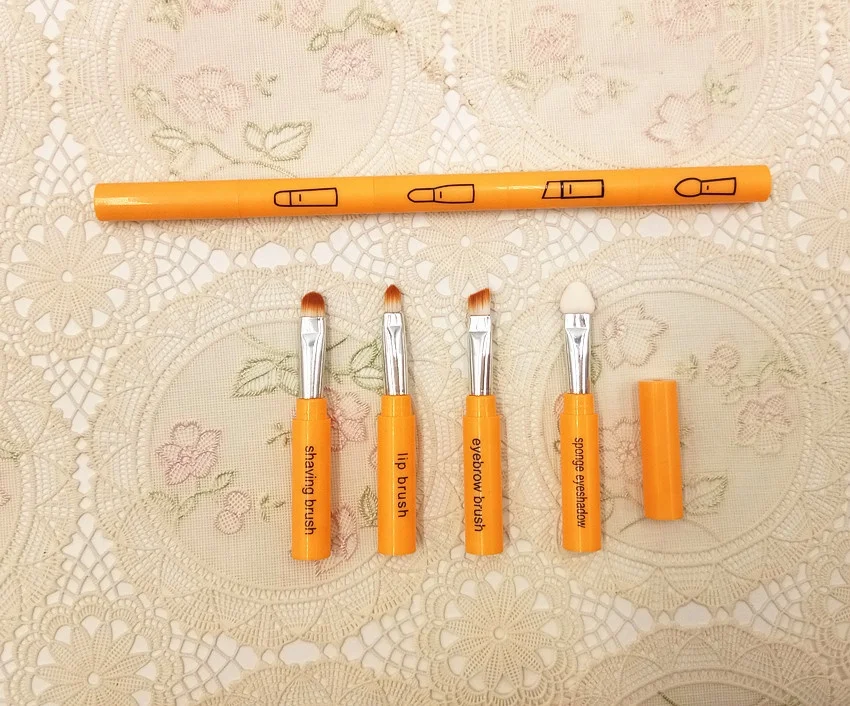 Portable Retractable Extension-type Cosmetic Brush Kit Pink 4 in 1 Makeup Brushes