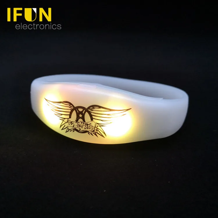 Music festivals Full RGB Colors DMX controllable LED bracelets For Birthday Decoration Party Supplies