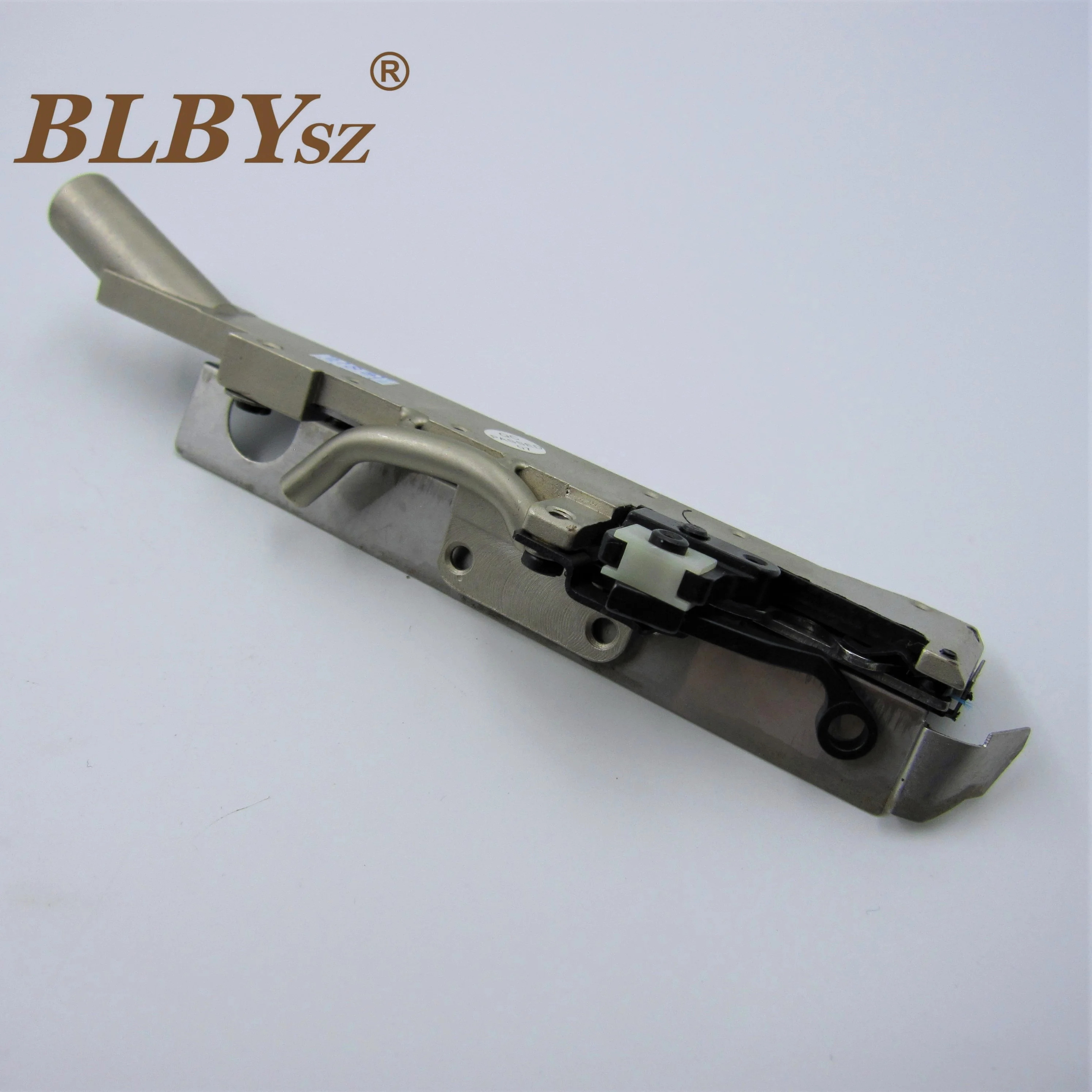 BLBYsz 2159900(K1)  flat type chain cutter assembly for YAMATO sewing machine