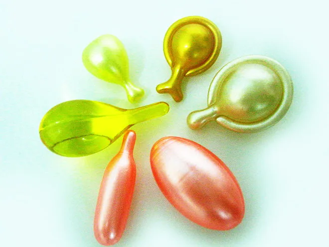 
whitening vitamin capsule. 