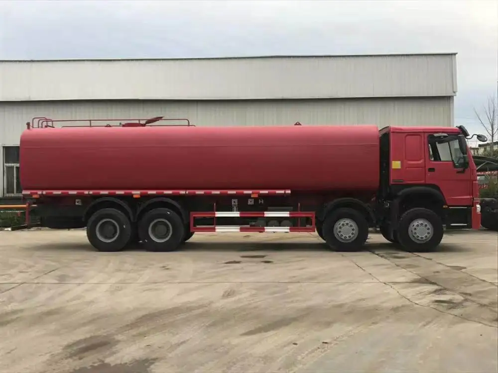 water truck with 30000 liters water tank