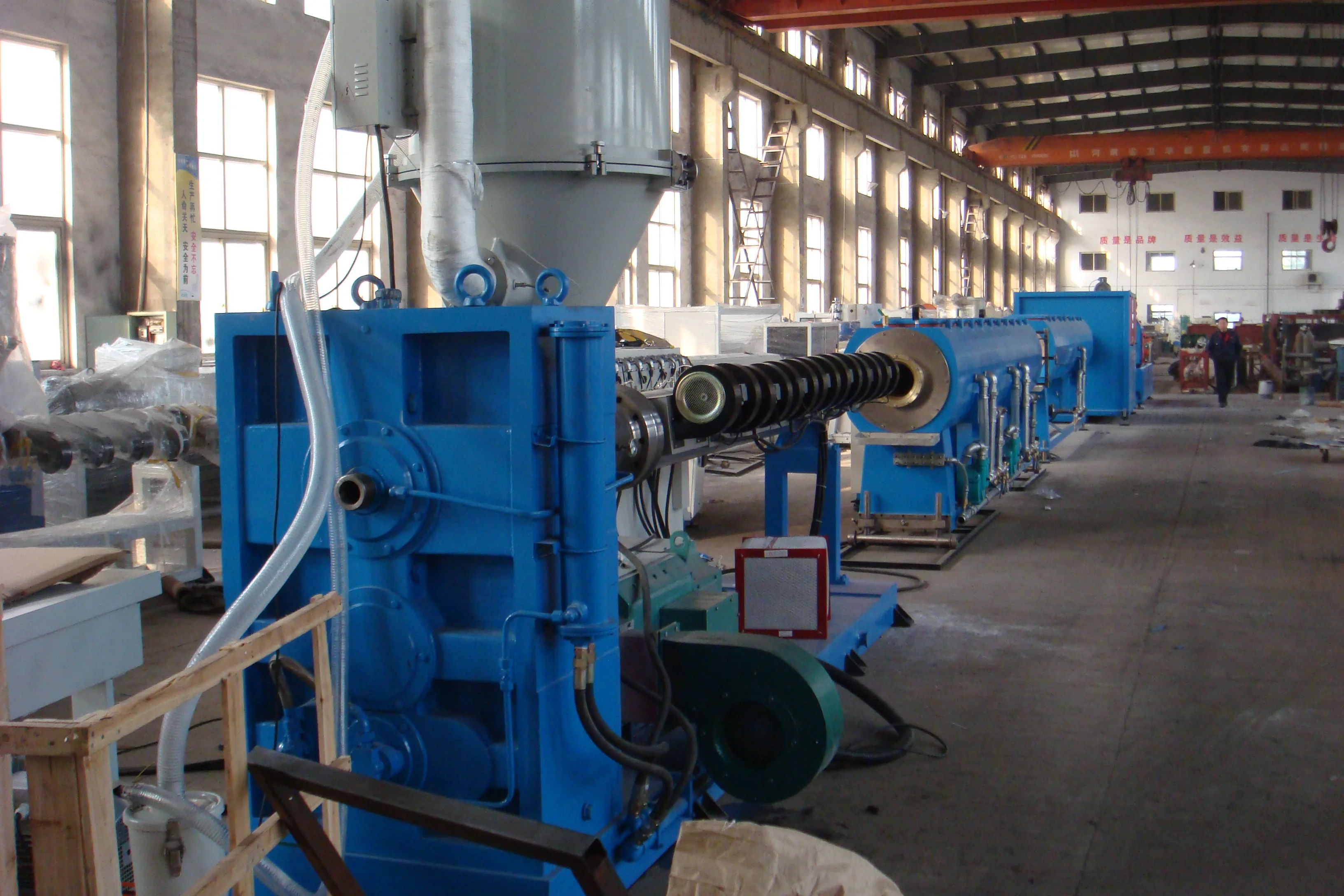 China supply HDPE three layers plastic pipe production line making extruder manufacturing machine for sale