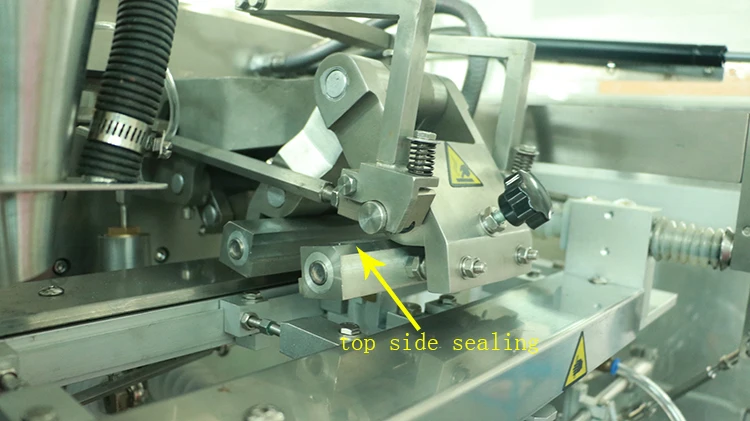 
Automatic plastic bag sauce filling and packaging machine 