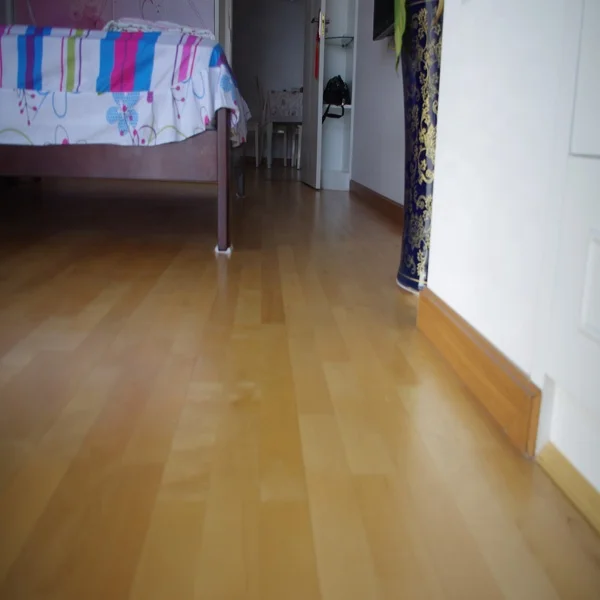 Prefinished Natural color 3 strips Russian White Maple solid wood flooring