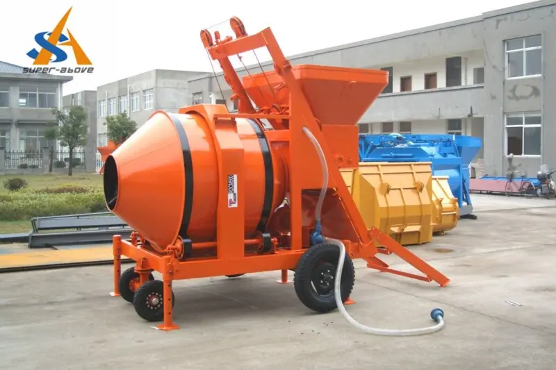 Self-Loading Hydraulic Diesel Engine Concrete Mixer