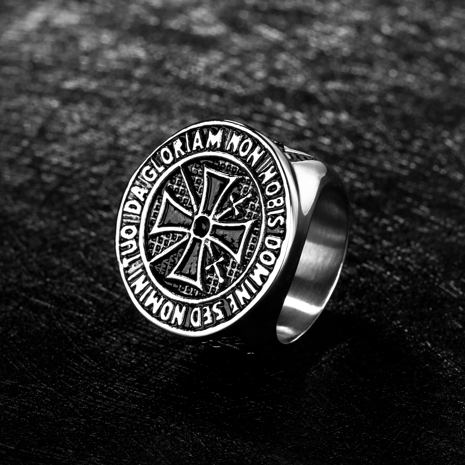 
The united states styles fashion custom stainless steel black cross rings for men 