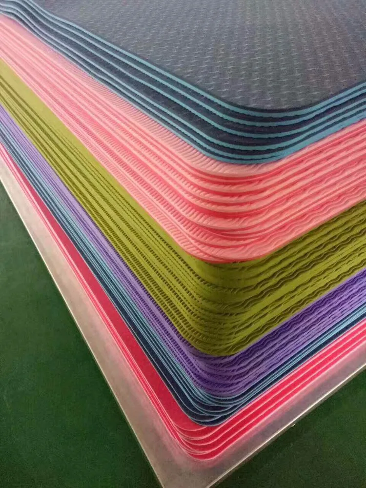 Wholesale Factory Price Non-Slip TPE Yoga Mat Eco-Friendly Material for Women Men Hot Yoga Exercise Fitness Stretching Workouts