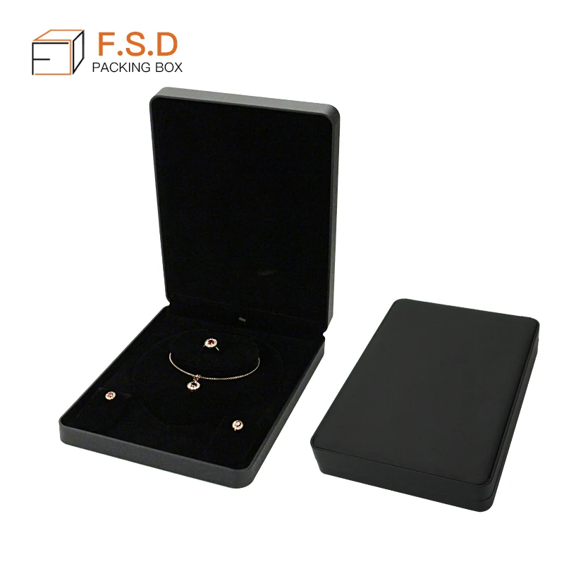 FSD  Custom black PU Leather necklace jewelry Box   bracelet luxury jewelry box packaging