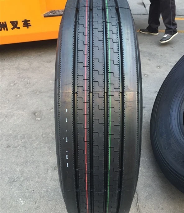 Heavy duty 11R22.5 315/80R22.5 385/65R22.5 Yongsheng truck tyre tires