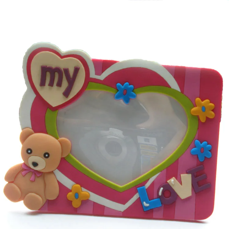 
China factory customized heart shape plastic photo frame 