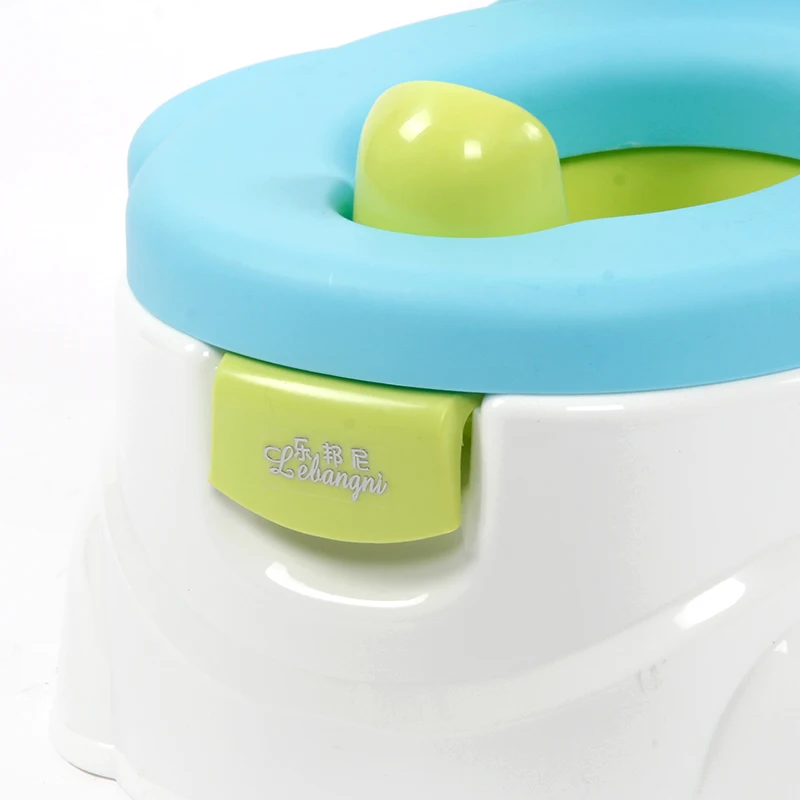 2018 New design high quality portable infant urinal training potty training seat for baby